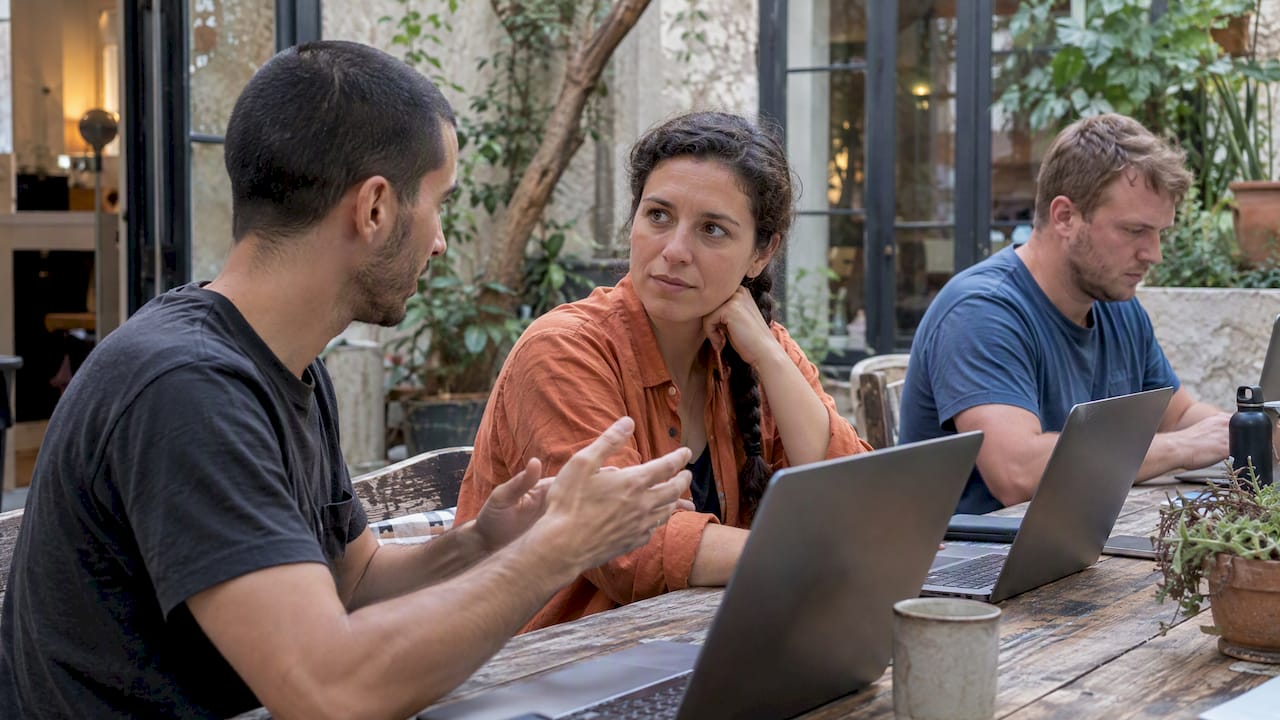 Founders sharing progress during a daily work sprint